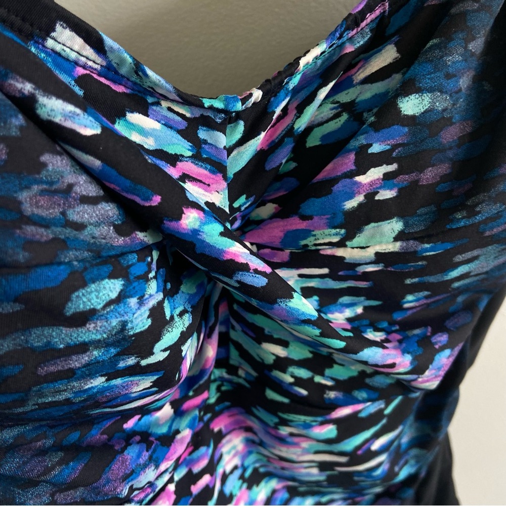 3/$25 IT FIGURES! One Piece Swimdress Black Blue Abstract 18 Tummy Thinner‎ - Picture 3 of 10